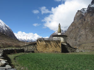 tsum valley trek